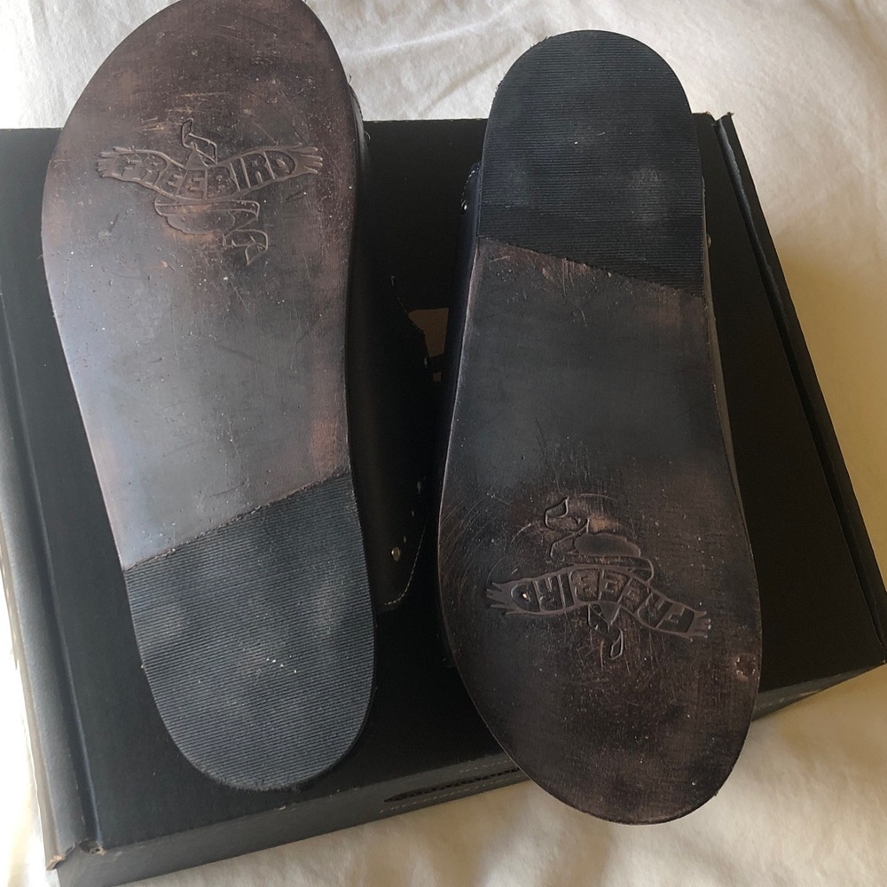 Freebird Asher Sandal - Picture 4 of 6
